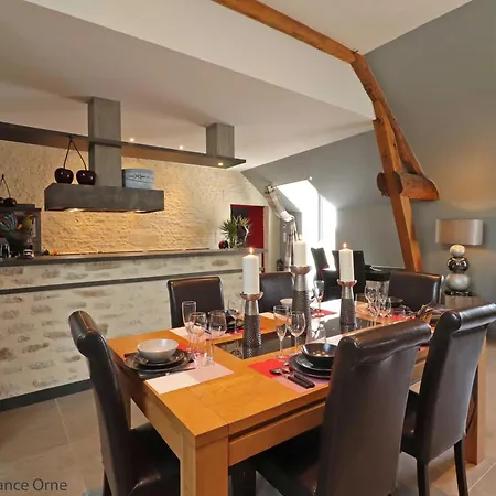 度假居 Le Cocon Fleuri : Maison Confortable Avec Jardin - Fr-1-497-181 Occagnes