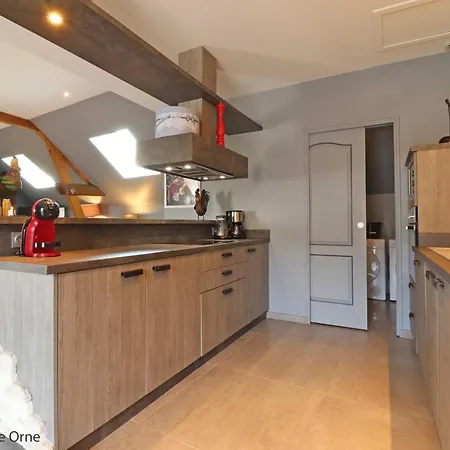 Le Cocon Fleuri : Maison Confortable Avec Jardin - Fr-1-497-181