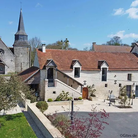 Le Cocon Fleuri : Maison Confortable Avec Jardin - Fr-1-497-181 Feriehus Occagnes