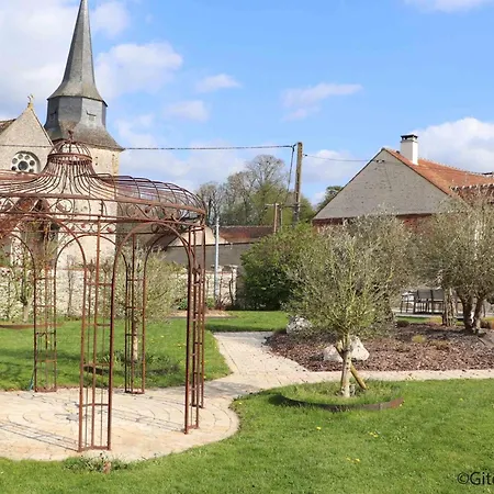 Le Cocon Fleuri : Maison Confortable Avec Jardin - Fr-1-497-181 *